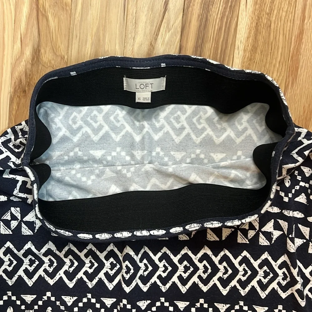 LOFT Blue and White Geometric Column Skirt - Picture 5 of 5